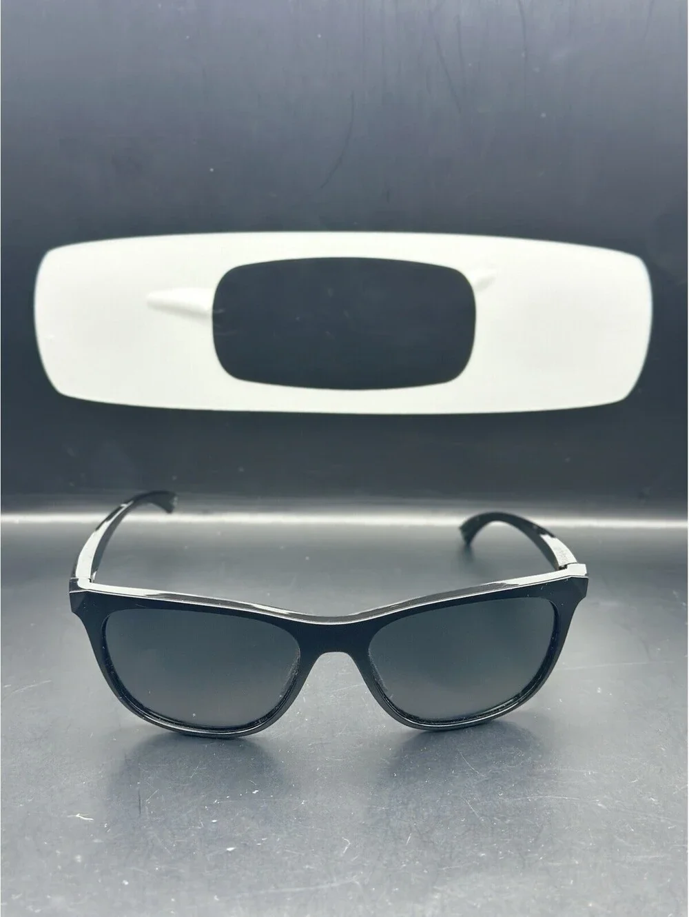 Oakley Leadline Polished Black/Grey Lenses